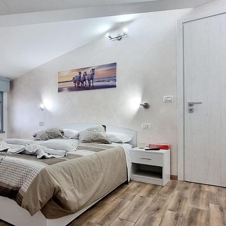 Guest Holiday Mandra 12 E 13 Reggio Emilia Eksteriør billede